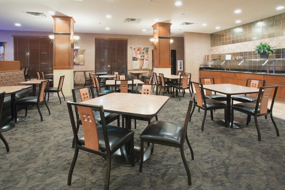 Holiday Inn Express & Suites Trinidad By Ihg Экстерьер фото