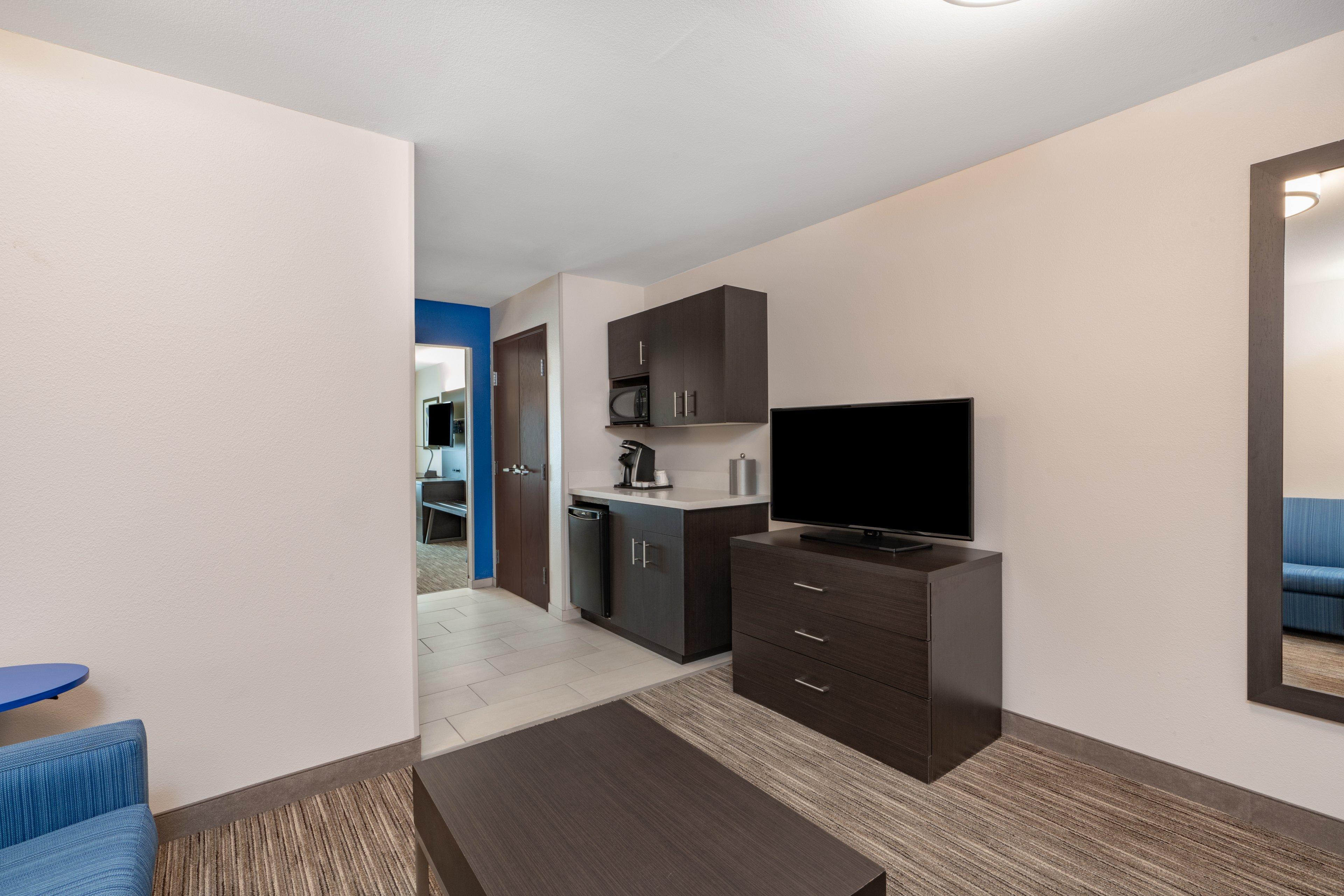 Holiday Inn Express & Suites Trinidad By Ihg Экстерьер фото