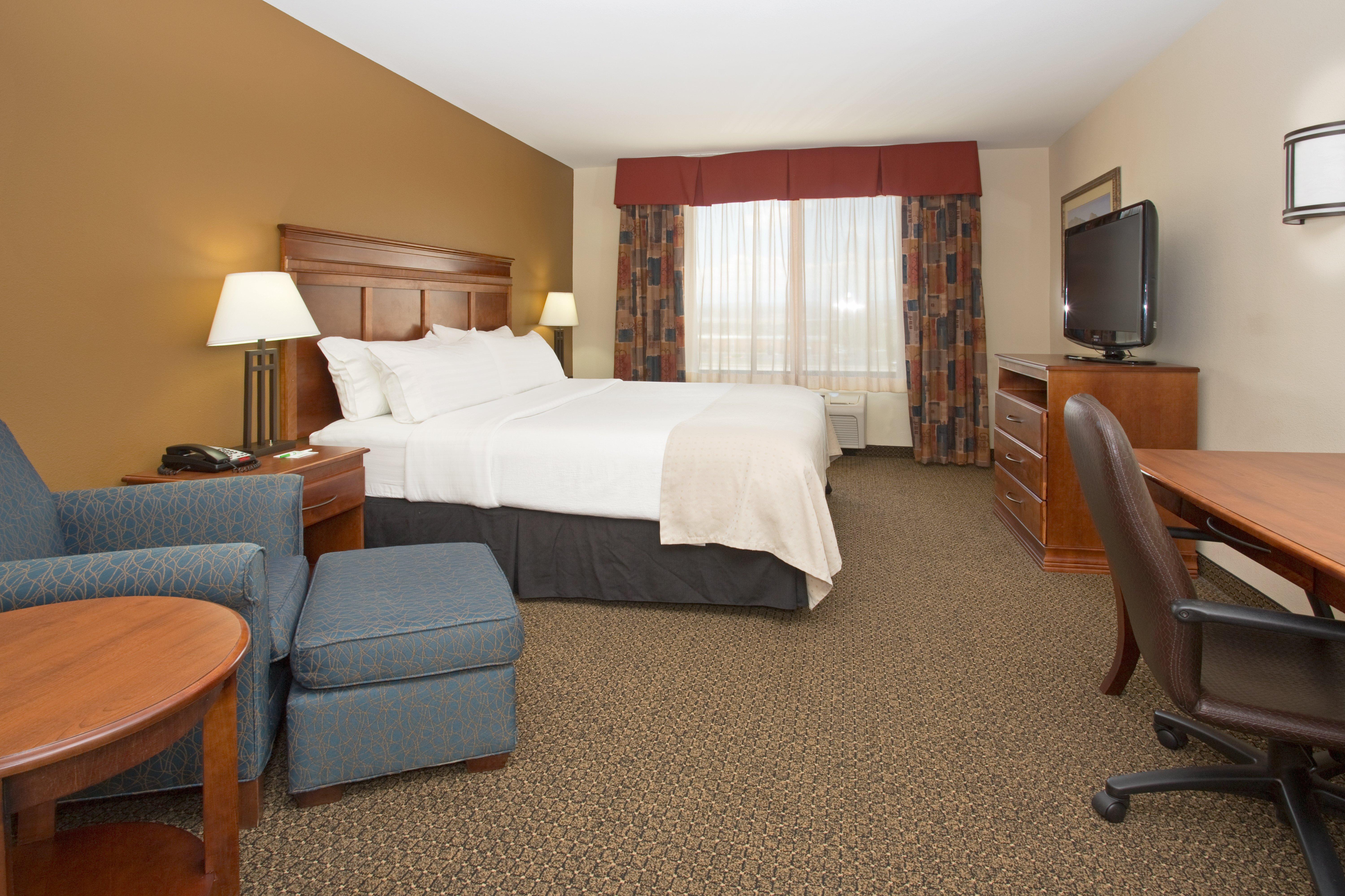 Holiday Inn Express & Suites Trinidad By Ihg Экстерьер фото