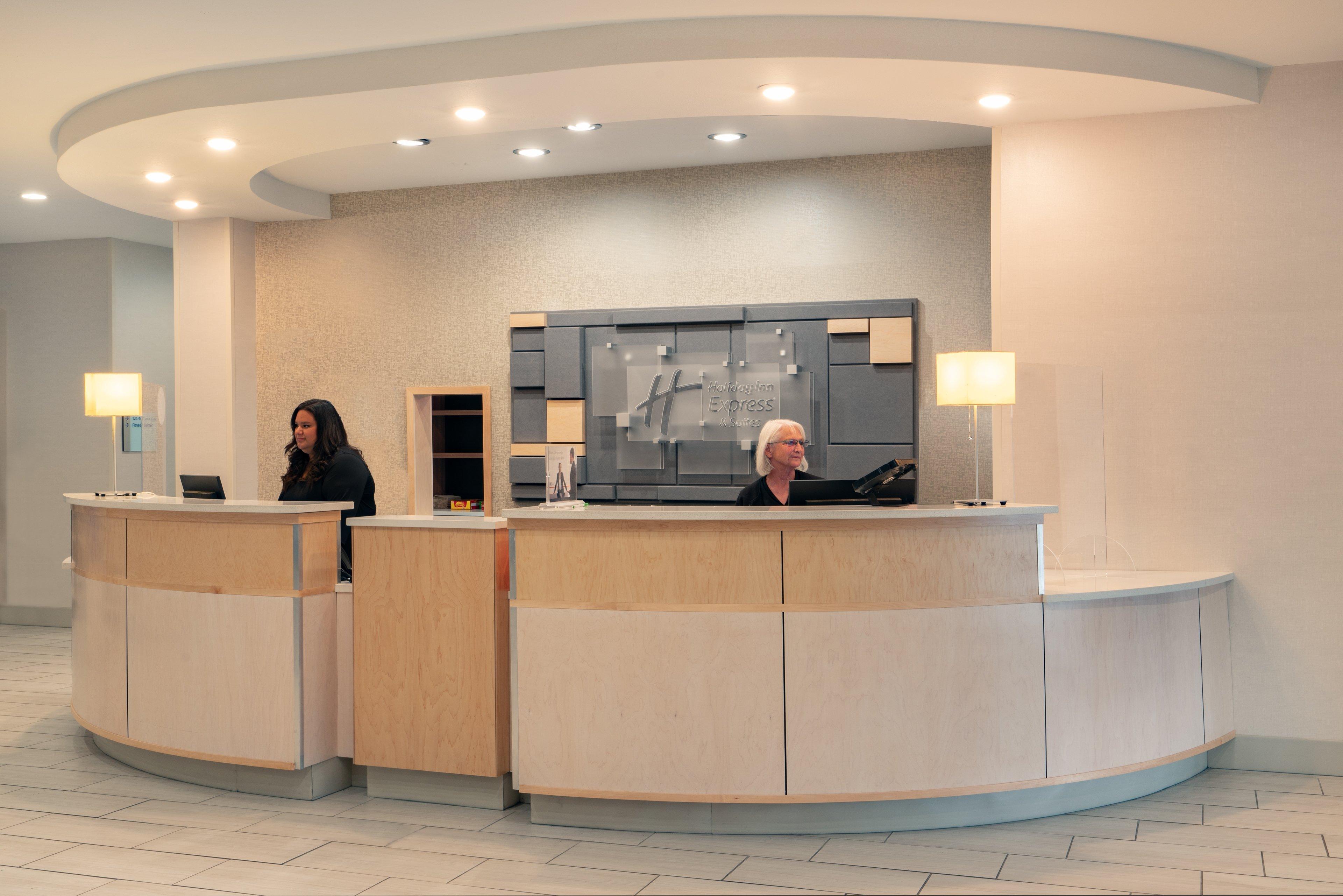 Holiday Inn Express & Suites Trinidad By Ihg Экстерьер фото