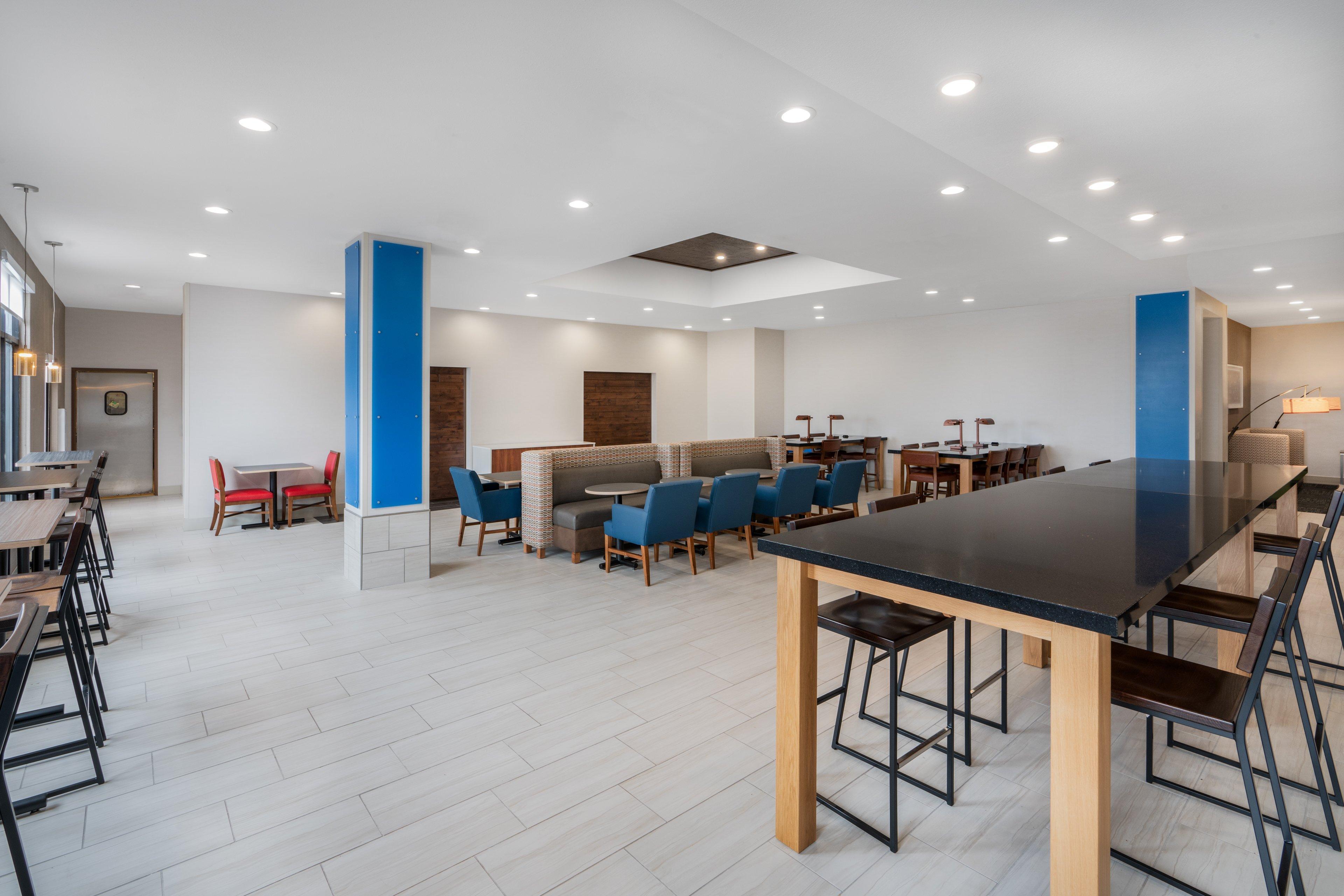 Holiday Inn Express & Suites Trinidad By Ihg Экстерьер фото
