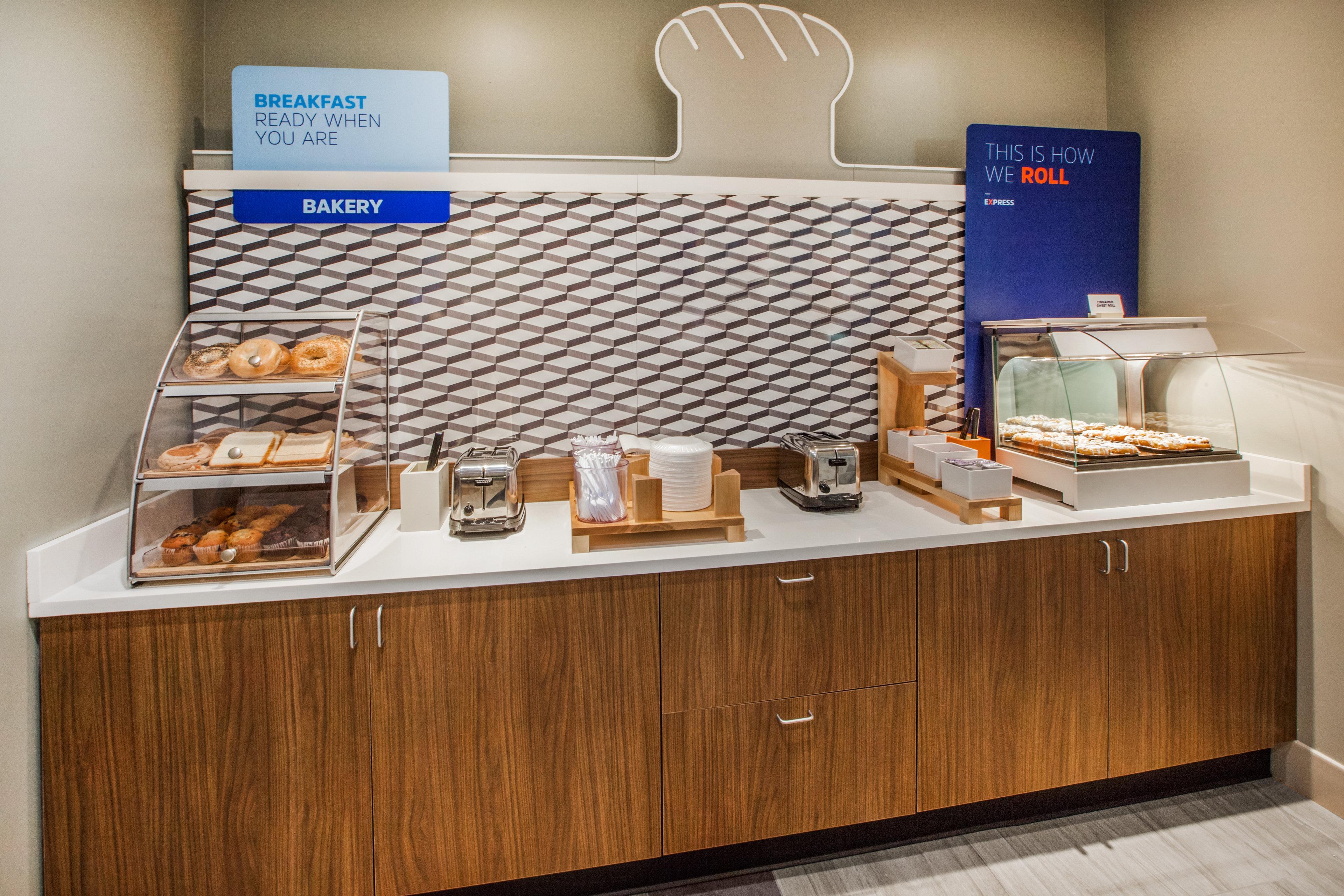Holiday Inn Express & Suites Trinidad By Ihg Экстерьер фото