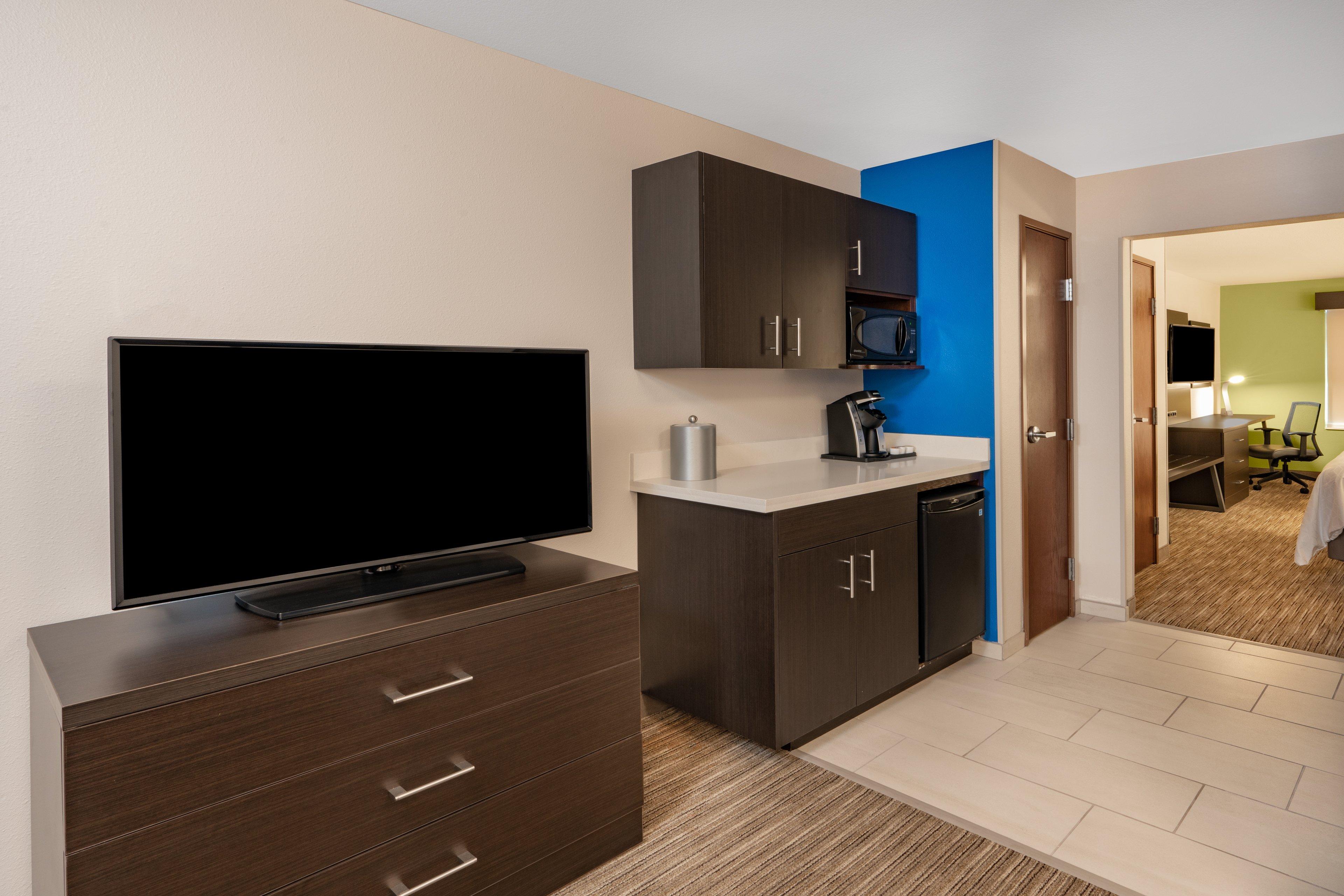 Holiday Inn Express & Suites Trinidad By Ihg Экстерьер фото